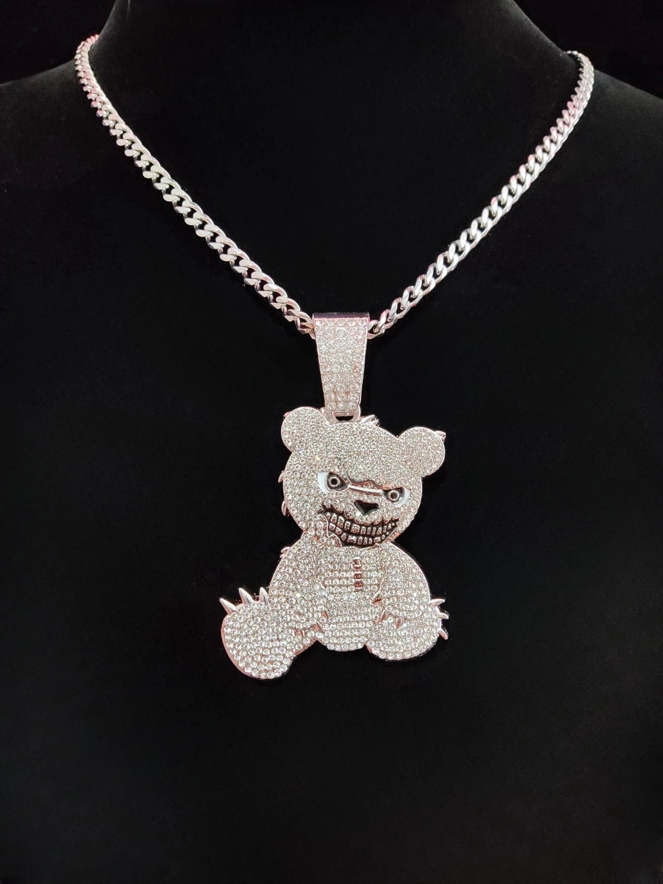 2024 New Arrived Hip Hop Bear Shape Pendant Necklace Men Women Chain Iced Out Bling Bling Necklaces HipHop Jewelry Fashion Gift