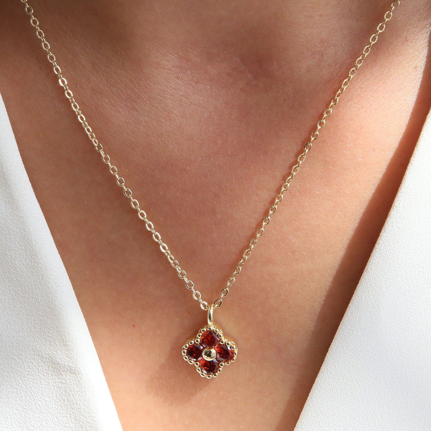 18K Brass Micro-inlaid Four-leaf Clover Fashion Necklace Viralgem Store