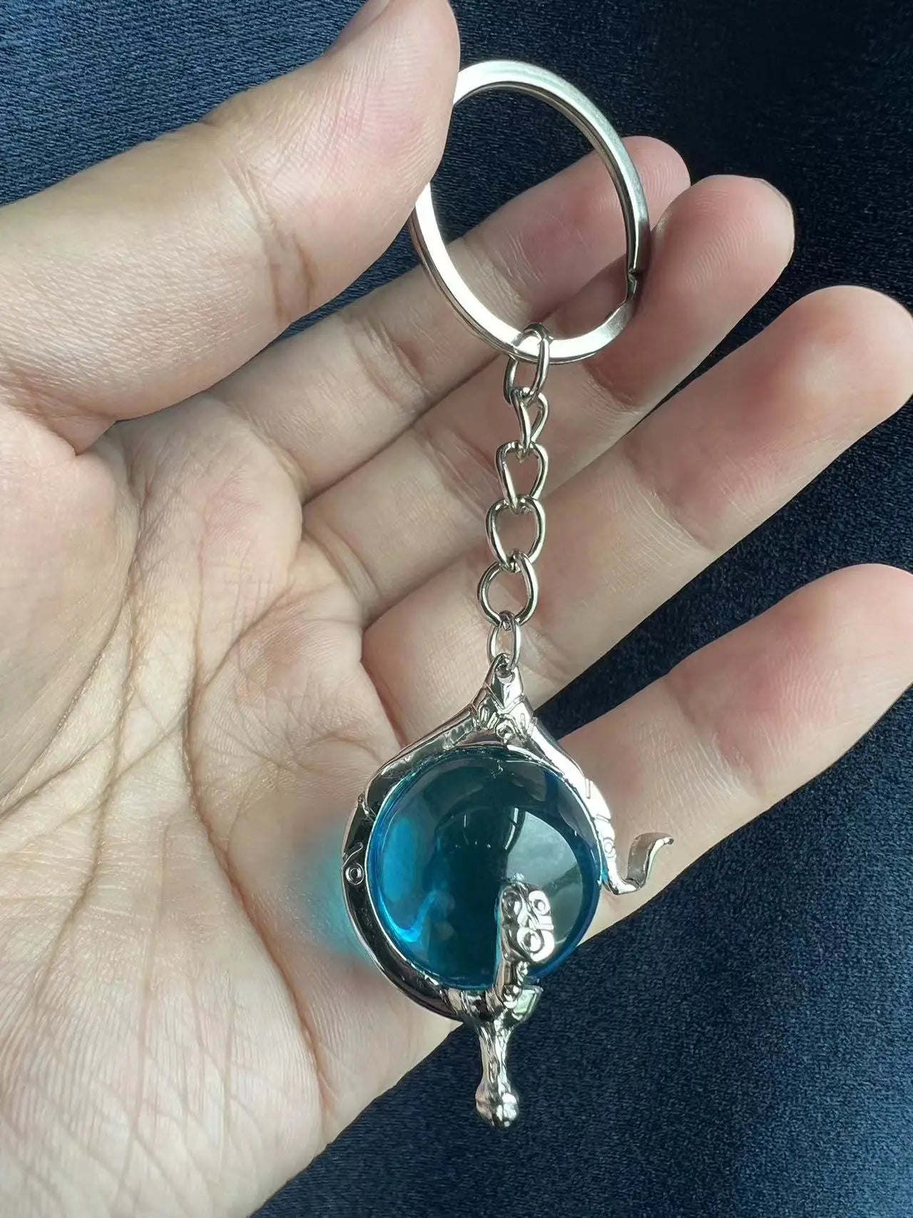 W.I.T.C.H. Color Crystal Heart of Kandrakar Keychain Exquisite Pattern Carved Crystal Ball Pendant Chain Magic Elf Same Jewelry