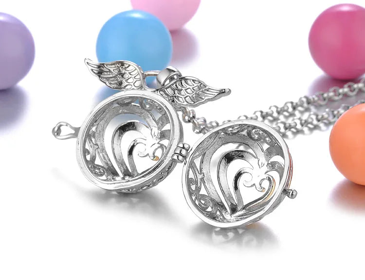 United States Chime Music Ball Woman Caller Essential Oil Necklace Perfume Diffuser Color Footprint Pendant Aromatherapy Jewelry