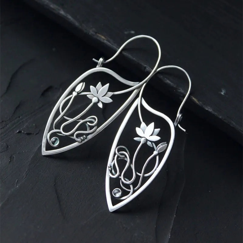 Woodland Earrings Witch Mushroom Elven Forest Leaf Earrings Nature Botanical Jewelry Silver Wire Wrapped