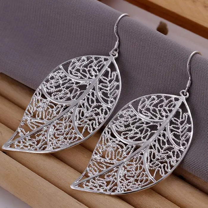 925 Sterling Silver Earring Cute High Quality Nice Charms Women Lady Wedding Fashion Leaf Jewelry
