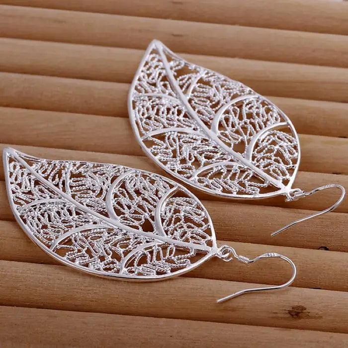 925 Sterling Silver Earring Cute High Quality Nice Charms Women Lady Wedding Fashion Leaf Jewelry