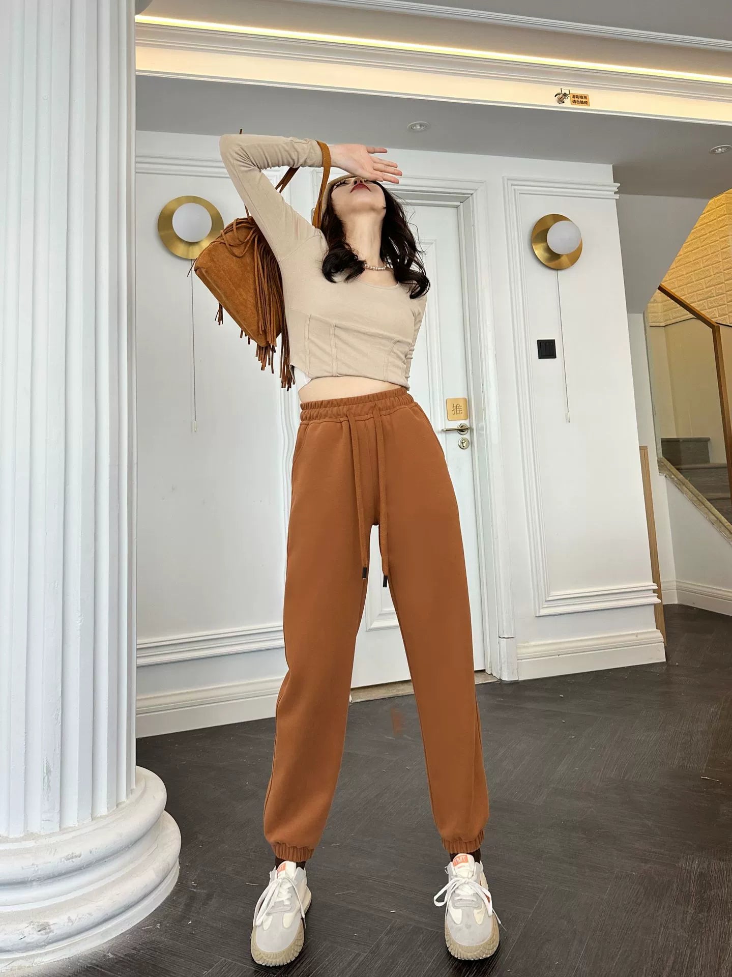 Spring & Fall New War Horse Embroider Cotton Drawstring Slimming Tappered Skinny Jeans Athleisure Women's White Lantern Pants Length High Waist Black Bathroom