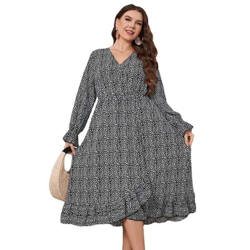 Vintage V-Neck Cinched Waist Long Sleeves Plus Size Dresses