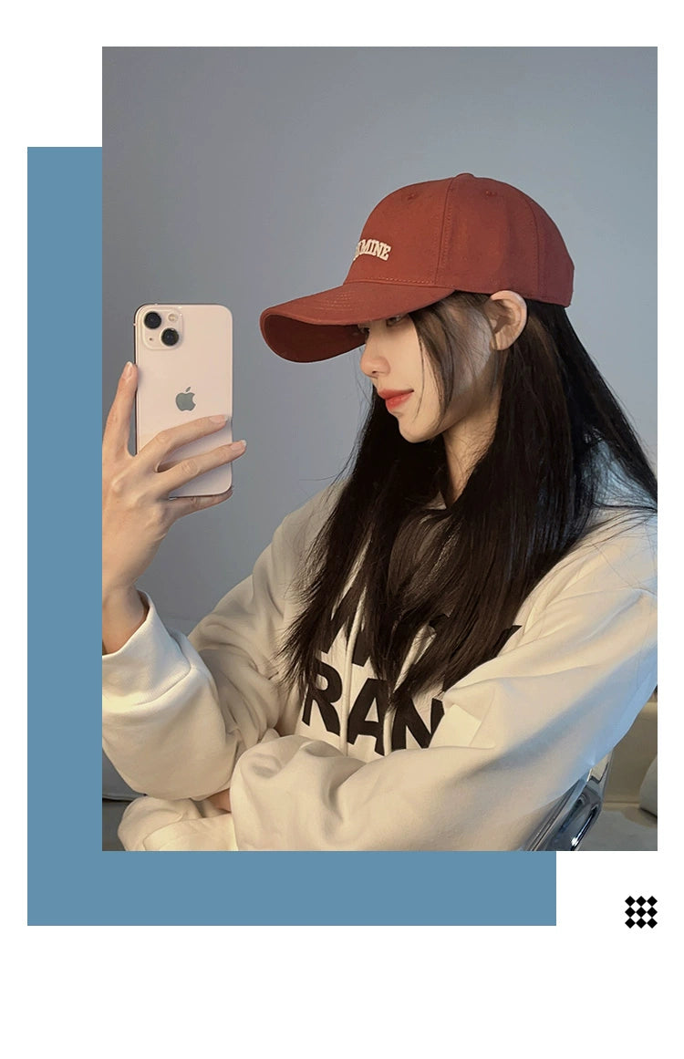 Winnie Lee Face-Looking Little Girl Deepening Hard Top Hat