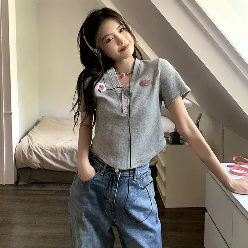 150.00kg Plus Size T-shirt Female Stylish Niche Style Plus Size Ladies Summer Sweet Sexy Chic Unique Asymmetrical Short Tops