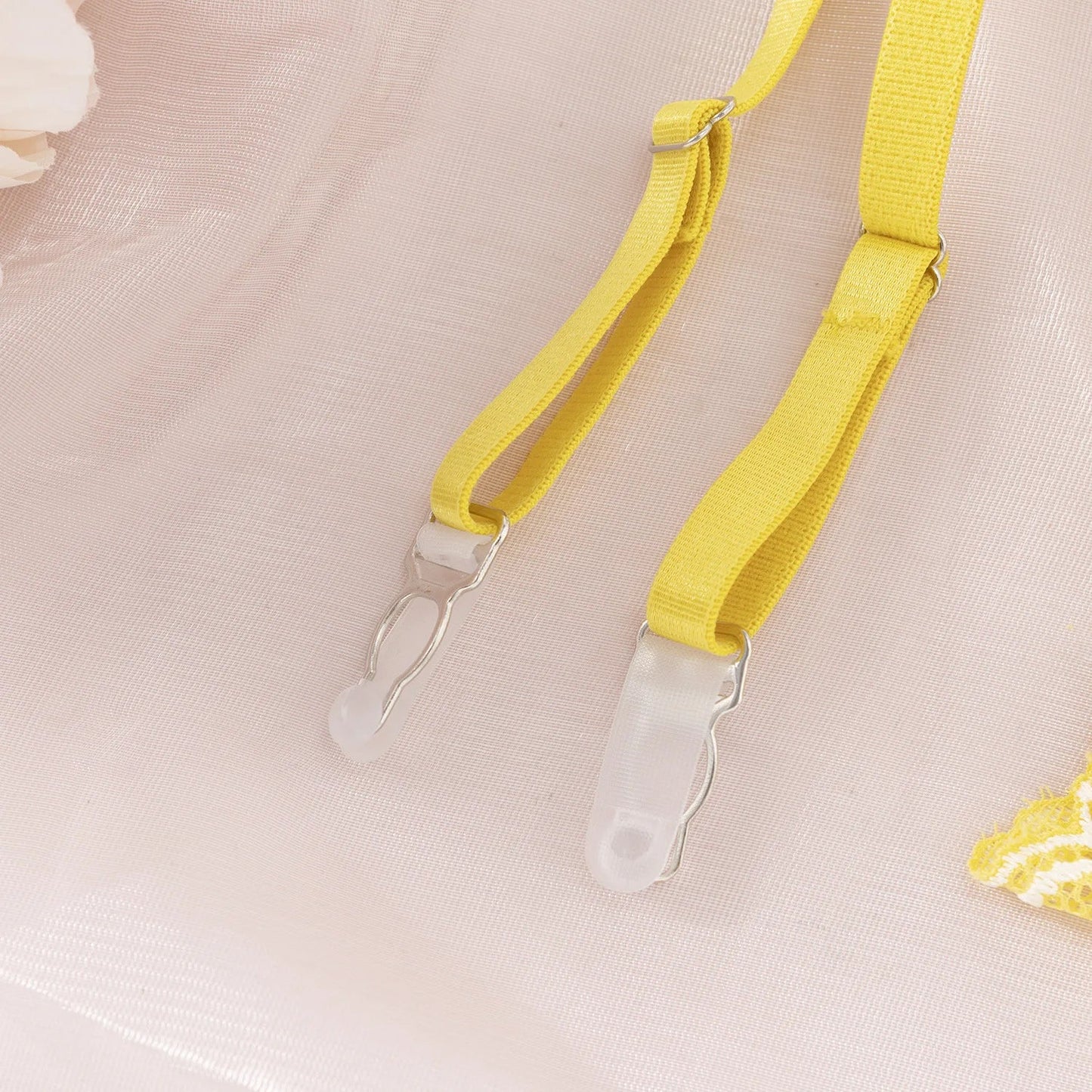 Toucheart Sexy Bra Set Contrast Color Lace Hollow Breathable Garter Hot Erotic Sexy Costumes Underwear Seamless Bra Thong Suit Viralgem Store