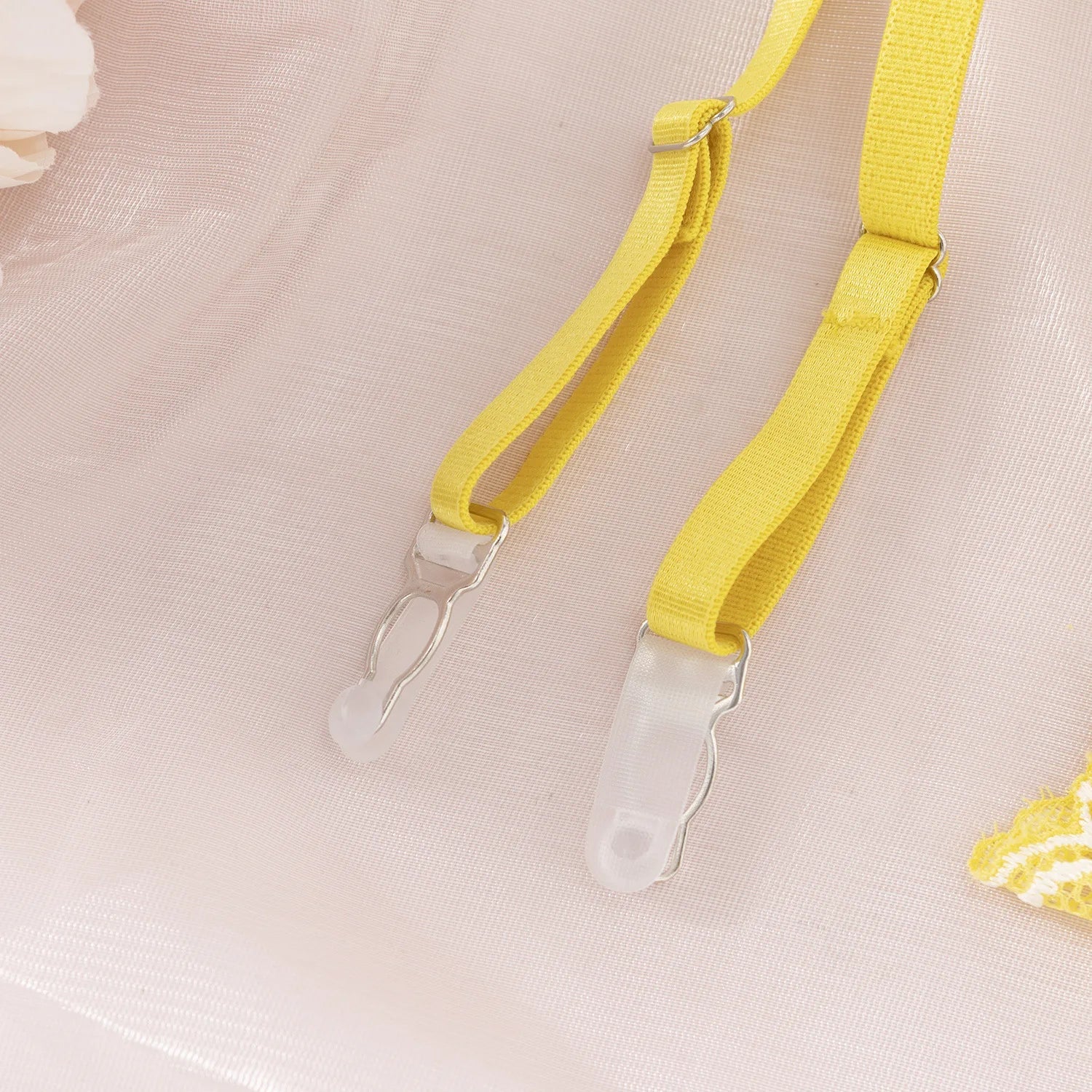 Toucheart Sexy Bra Set Contrast Color Lace Hollow Breathable Garter Hot Erotic Sexy Costumes Underwear Seamless Bra Thong Suit Viralgem Store