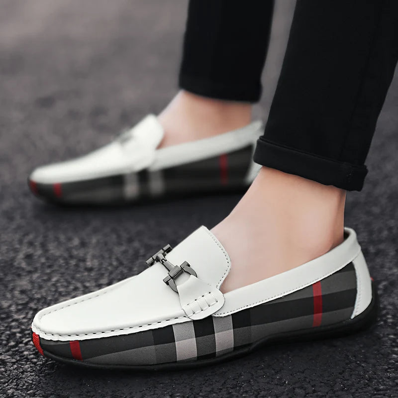 2024 new boat shoes fashion trend classic casual shoes men's loafers breathable daily casual fashionable leather shoes Viralgem Store