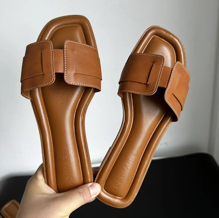 2024 Women Modern Slippers Summer Outdoors Comfortable Flat Slippers Luxury Leather Slippers Casual Slides Shoes Females Sandals