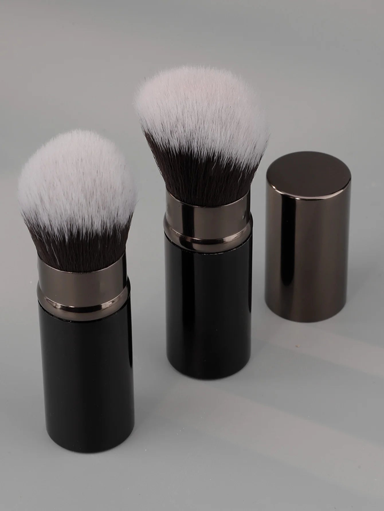 1/2pcs Professional Makeup Brushes Retractable Blusher Powder Foundation Face Concealer Kabuki Makeup Brush Cosmetic Tools