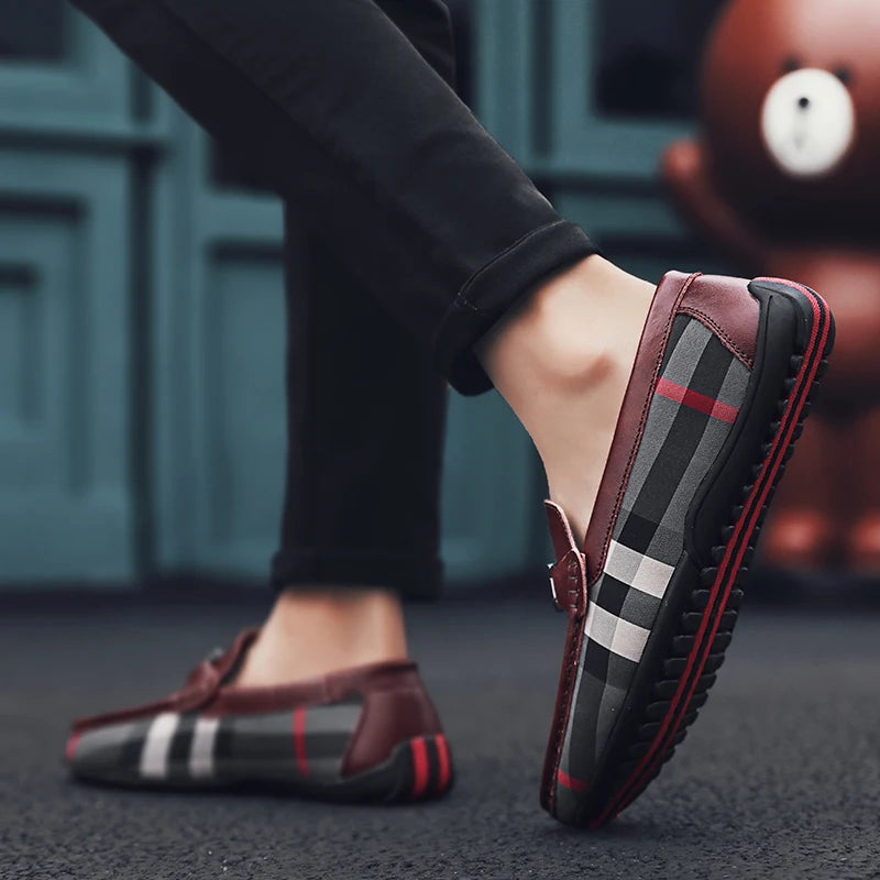 2024 new boat shoes fashion trend classic casual shoes men's loafers breathable daily casual fashionable leather shoes Viralgem Store