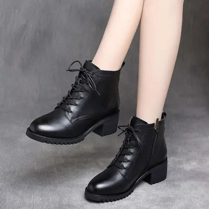 2025 Women's Shoes Luxury Chelsea Boot Women Leather Boot Chunky Winter Shoe Platform Ankle Boots Thick Heel Brand Designer Viralgem Store
