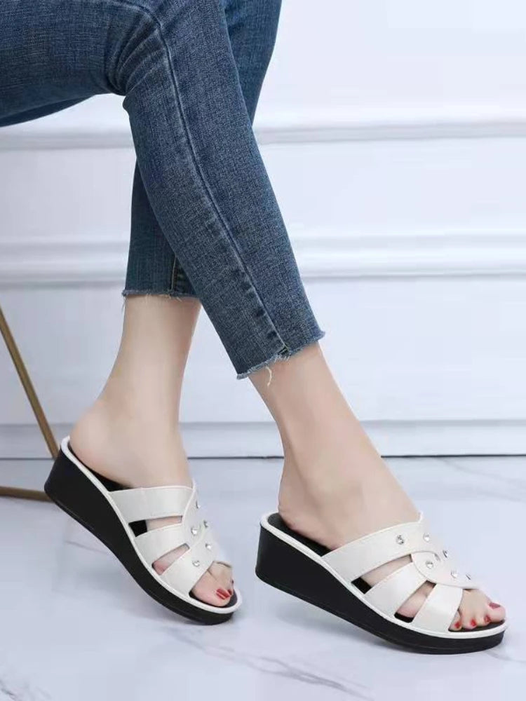 Women's Wedges Slippers Thick Bottom Round Head Sandals Casual Lightweight Non-slip Beach Shoes Zapatillas De Estar Por Casa