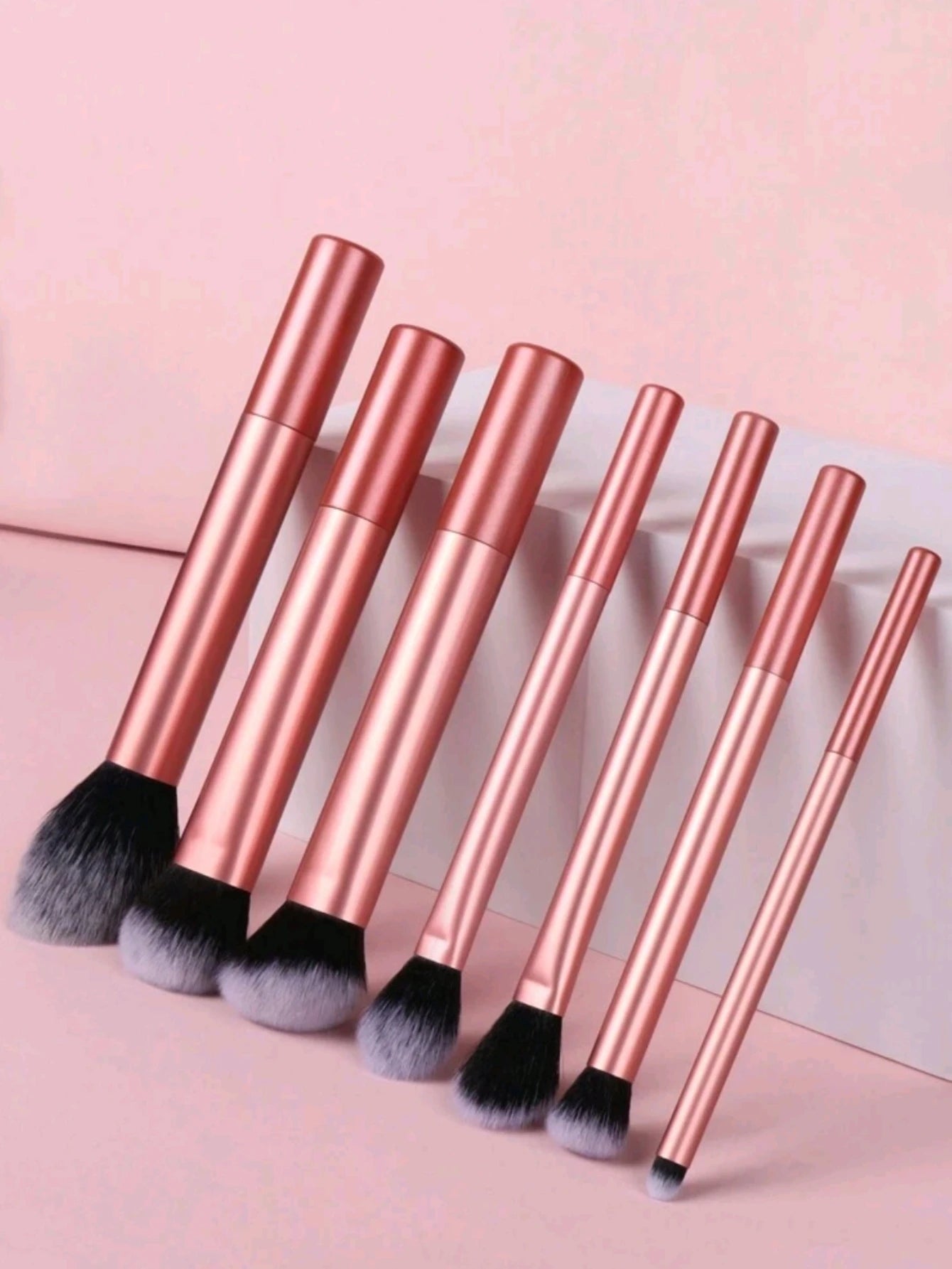 7 Professional Makeup Brush Set, Blush Brush, Loose Powder Brush, Concealer Brush, Eye Shadow Brush, Full Set of Travel Gift Set