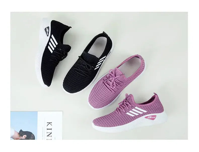 Trendy Shoes New Fly-Knit Sneakers Spring and Summer Soft Bottom Casual Mom Shoes Mesh Low-Top Running Student Shoes
