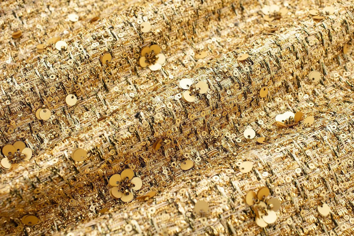 TRAFZA Women Trend Gold Sequin Decoration Loose Short Jacket Woman New Fashion Coat Versatile Warm Chic And Elegant Female Coats Viralgem Store