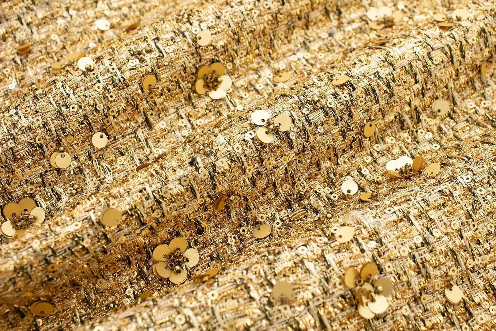 TRAFZA Women Trend Gold Sequin Decoration Loose Short Jacket Woman New Fashion Coat Versatile Warm Chic And Elegant Female Coats Viralgem Store