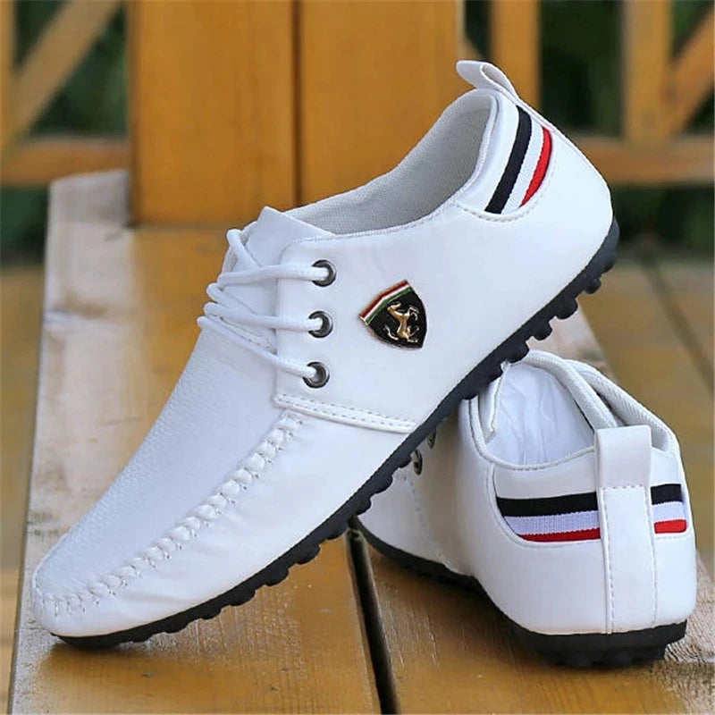 2024 Breathable Solid Color Slip Men Driving Shoes Spring And Autumn New Style Breathable Men's Peas Shoes the British Sneakers