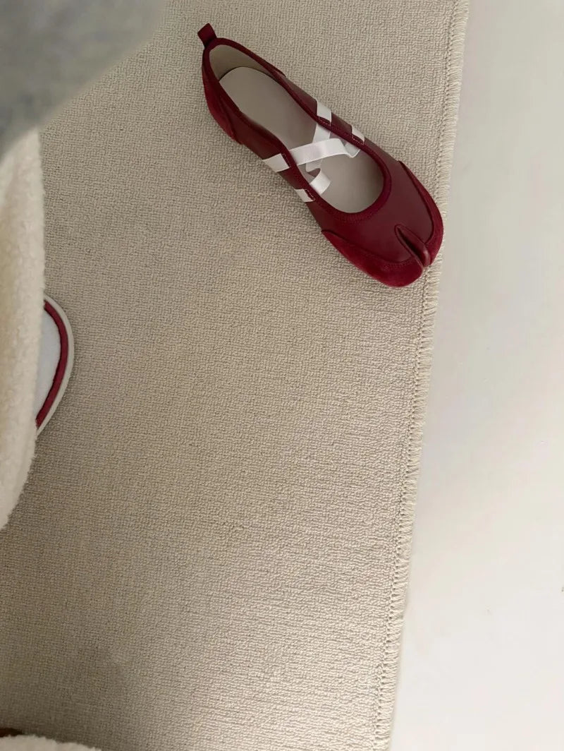 Split-Toe Casual Ballet Flats Shoes Women Pu Leather Cross Band Mary Janes Shoes Spring Autumn Streetwear Elegant Loafers New Viralgem Store