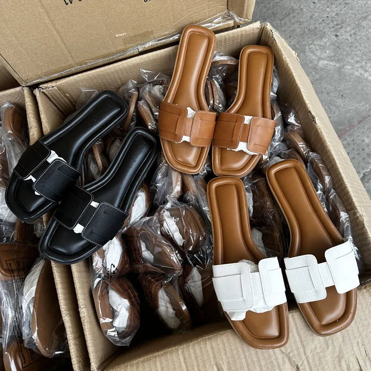 2024 Women Modern Slippers Summer Outdoors Comfortable Flat Slippers Luxury Leather Slippers Casual Slides Shoes Females Sandals