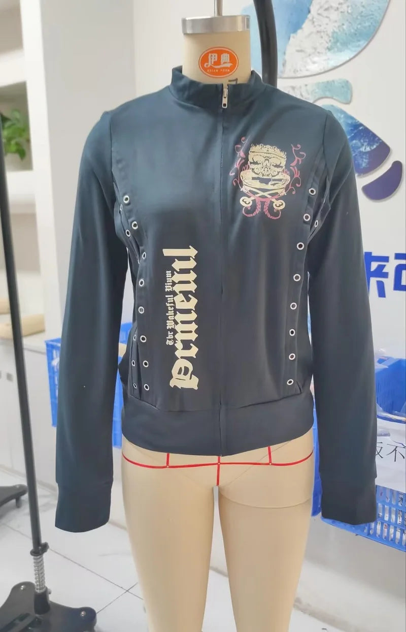 Women Fashion Skull and Letter Print Hoodies y2k Side Tie Up Coats Casual Long Sleeve Zip Up Hoodies Black Basic Slim Sweatshirt