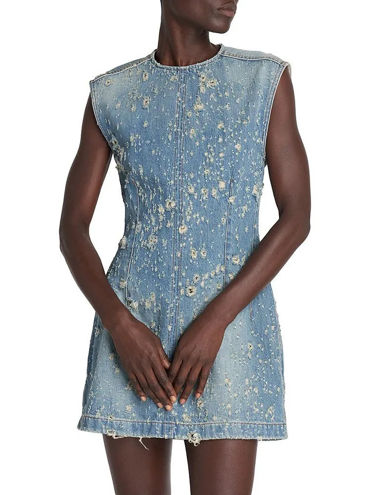 TWOTWINSTYLE Denim Hollow Out Dresses For Women Round Neck Sleeveless Tunic Patchwork Pockets Vintage Dress Female Fashion Style