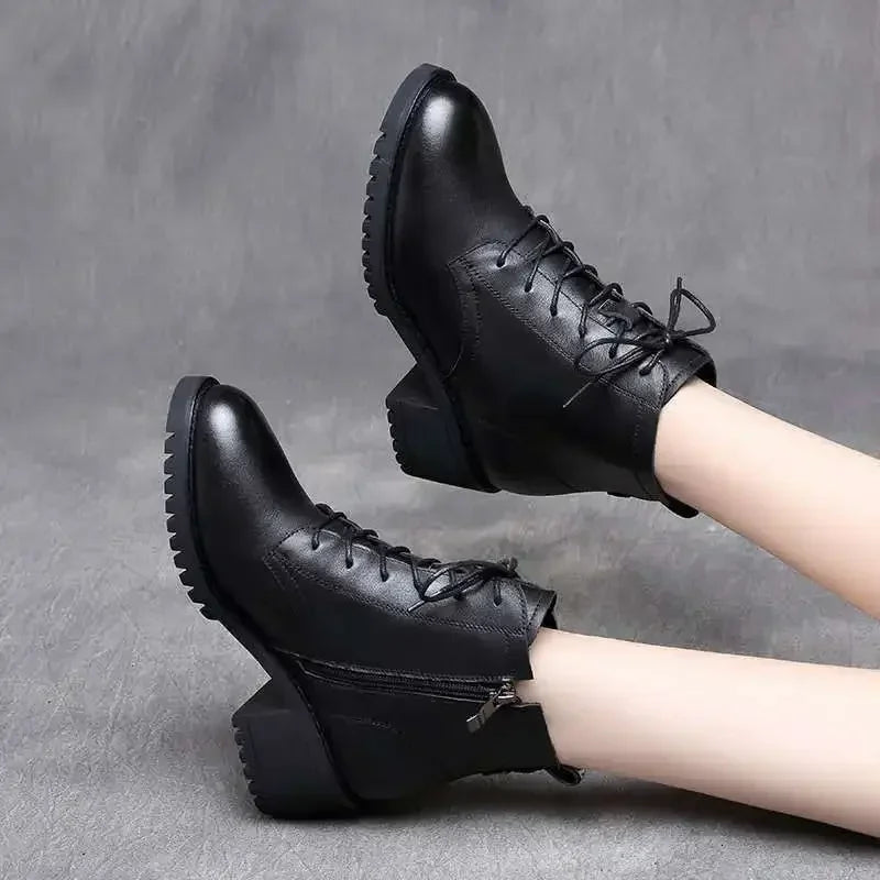 2025 Women's Shoes Luxury Chelsea Boot Women Leather Boot Chunky Winter Shoe Platform Ankle Boots Thick Heel Brand Designer Viralgem Store