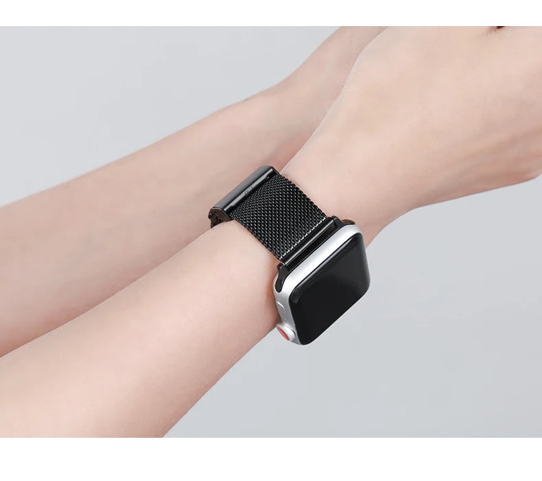 Sports Metal Strap for Apple Watch 8 7 6 5 4 SE 3 2 1 Fashion Stainless Steel Watchband for Apple Watch Band 44mm 42mm 40mm 38mm