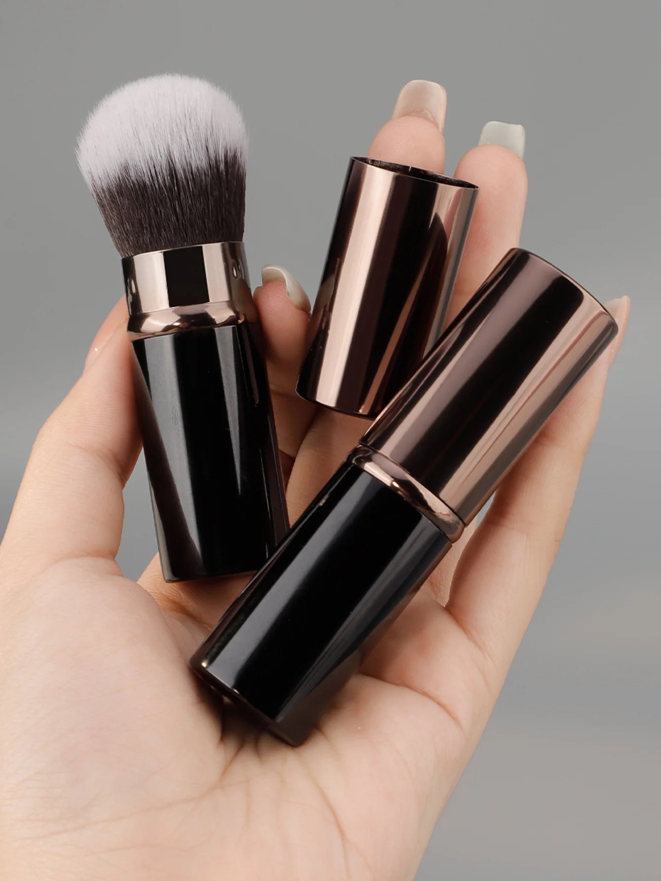1/2pcs Professional Makeup Brushes Retractable Blusher Powder Foundation Face Concealer Kabuki Makeup Brush Cosmetic Tools