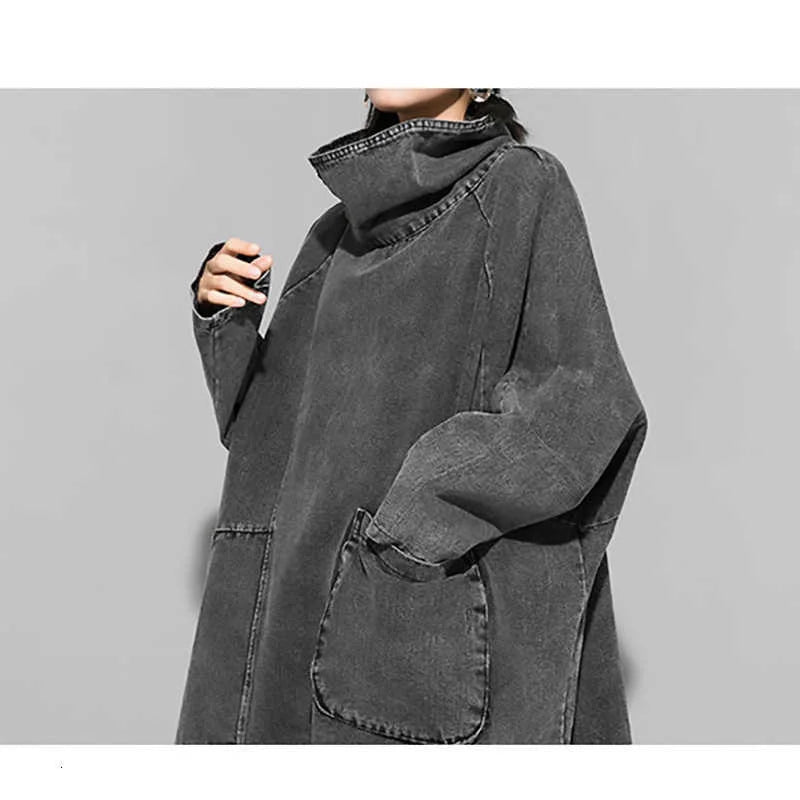 [EAM] Loose Fit Black Denim Big Size Sweatshirt New High Collar Long Sleeve Women Big Size Fashion Spring Autumn 2024 1K166