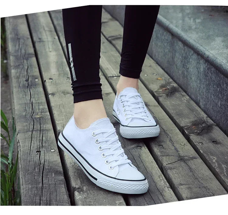 Student Running Solid ShoesWomen Vulcanized Ladies Lace-up Casual Breathable Walking Canvas Sneakers Spring Summer New Style Men