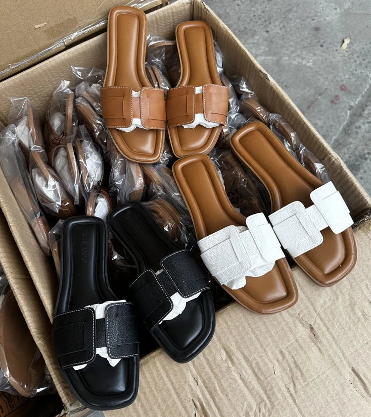 2024 Women Modern Slippers Summer Outdoors Comfortable Flat Slippers Luxury Leather Slippers Casual Slides Shoes Females Sandals