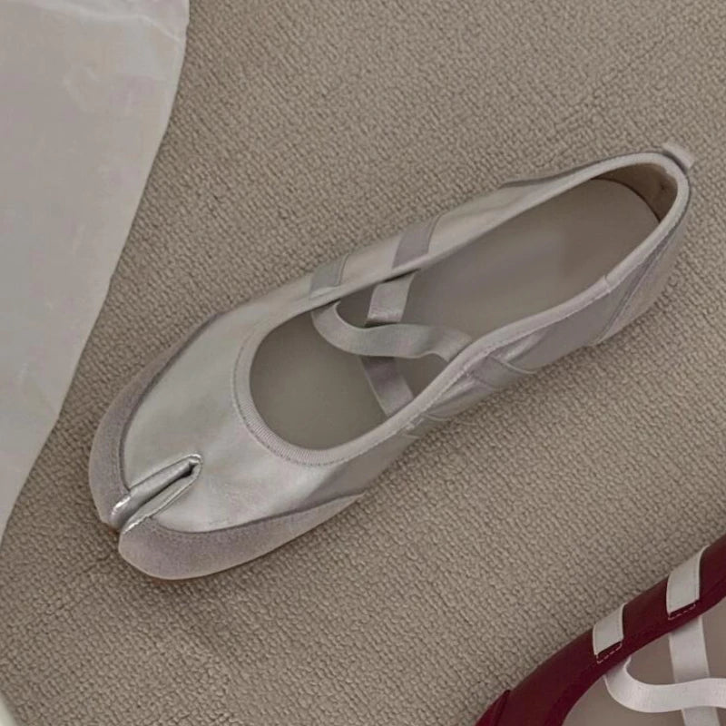 Split-Toe Casual Ballet Flats Shoes Women Pu Leather Cross Band Mary Janes Shoes Spring Autumn Streetwear Elegant Loafers New Viralgem Store