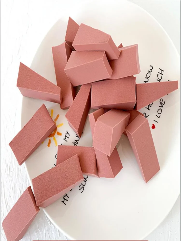 50 Pieces Makeup Sponge  For Face Curve Blending, Latex Free, Small Wedge Shaped Smooth Apply Beauty Sponge Applicator