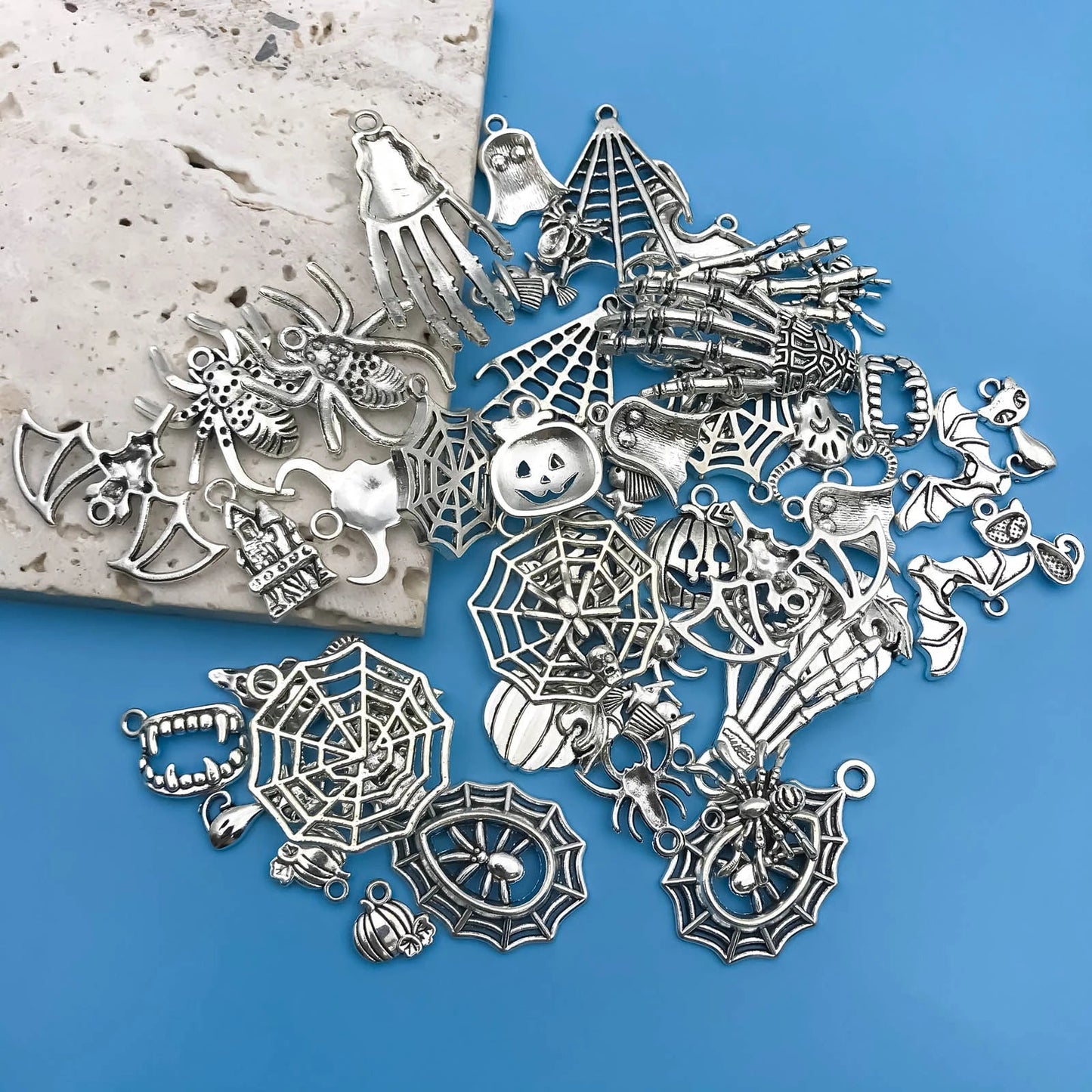 50pcs/SET Zinc Alloy Silvery Halloween Series Charms Pendants for DIY Necklace Bracelet Earrings Jewelry Making Handmade Viralgem Store