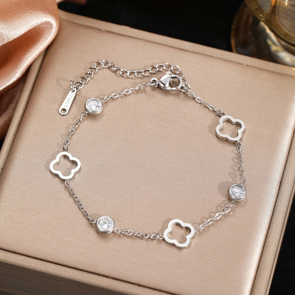 Stainless Steel Lucky Hollow Clover Crystal Zirconia Bracelet Simple And Generous Design Wrist Jewelry For Women's Daily Wear