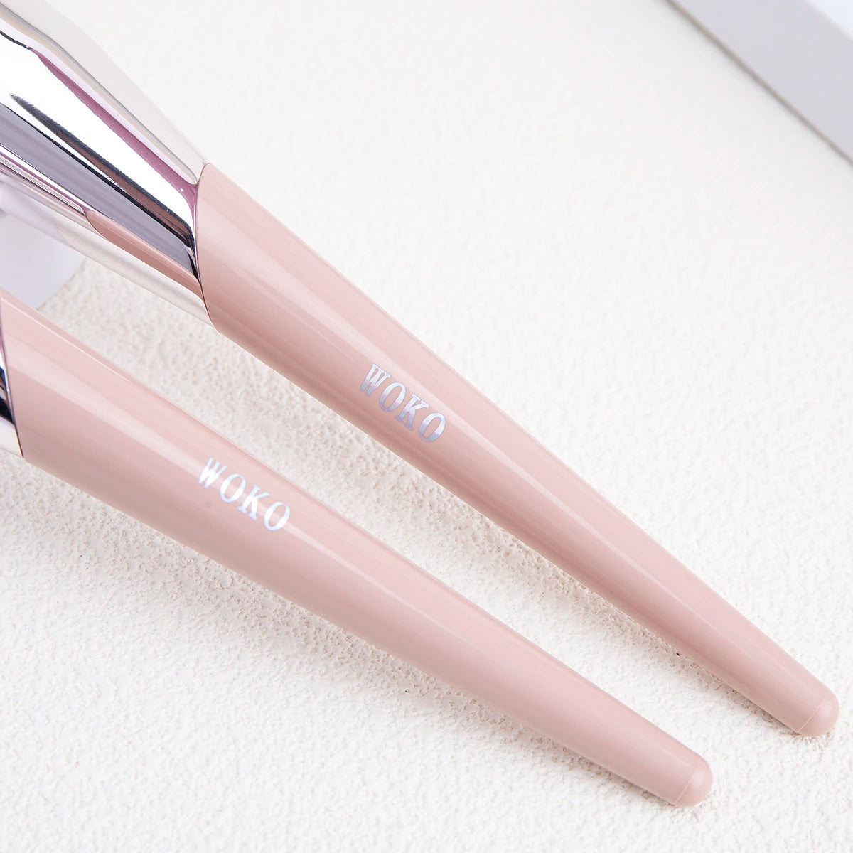 100# Large Powder Make Up Brush Big Powder Bronzer Brush Fluffy Pink Synthetic Hair Face Contour Bronzer Powder Makeup Tool Viralgem Store