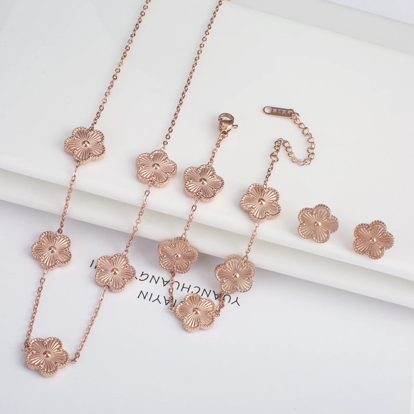 3Pcs 18k Gold-Plated Five-Leaf Flower Necklace Earrings Bracelet Jewelry Set For Woman Fashion Party Jewelry Daily Wear Clover Viralgem Store