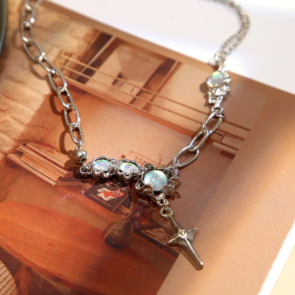 Y2K Retro Kpop Silver Color Pendant Necklaces for Women Gothic Zircon Heart Cross Tassel Necklace Punk Clavicle Choker Jewelry