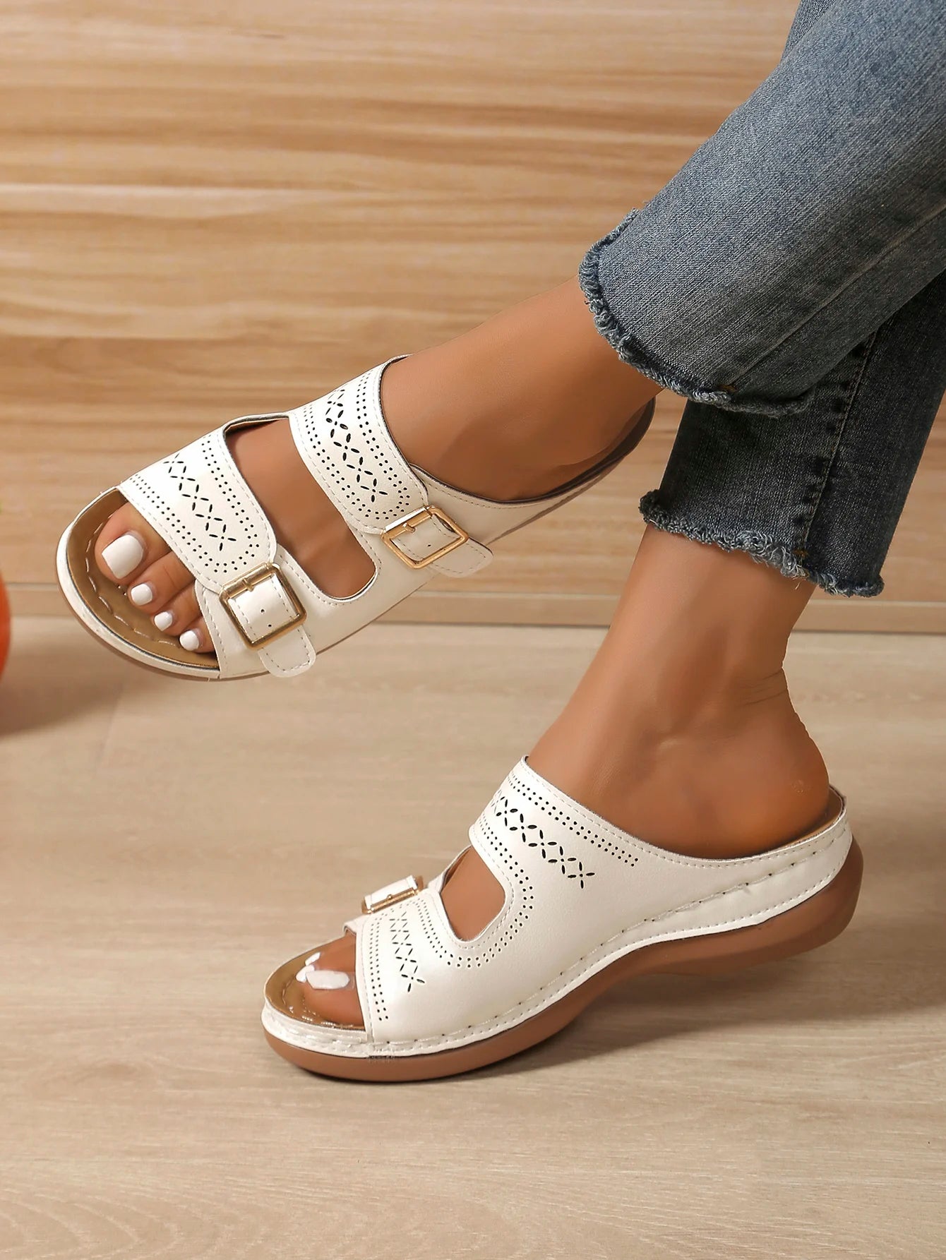 2024 Summer Fashion Women Wedge Slippers Premium Orthopedic Open Toe Shoes for Women Anti-slip Platform Retro Slippers Female