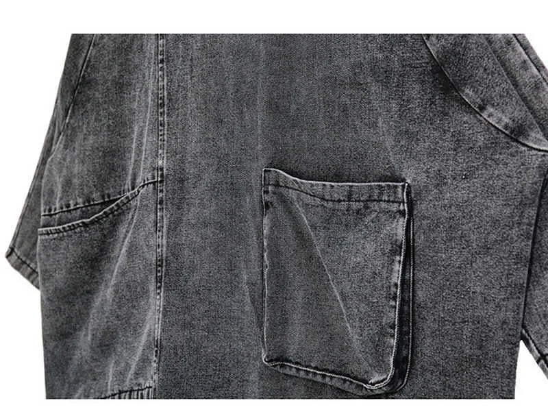 [EAM] Loose Fit Black Denim Big Size Sweatshirt New High Collar Long Sleeve Women Big Size Fashion Spring Autumn 2024 1K166