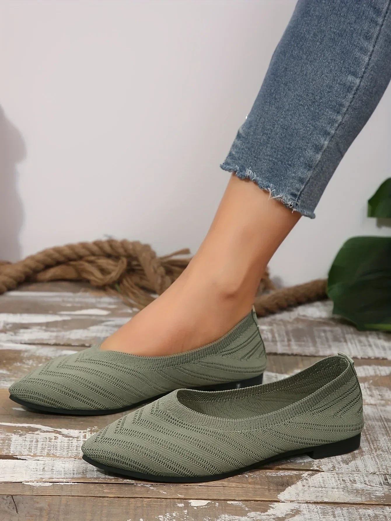 Women's Pointed Toe Flat Shoes Solid Color Knitted Slip on Shoes Casual Breathable Ballet Flats Women Flat Shoes Loafers Women Viralgem Store