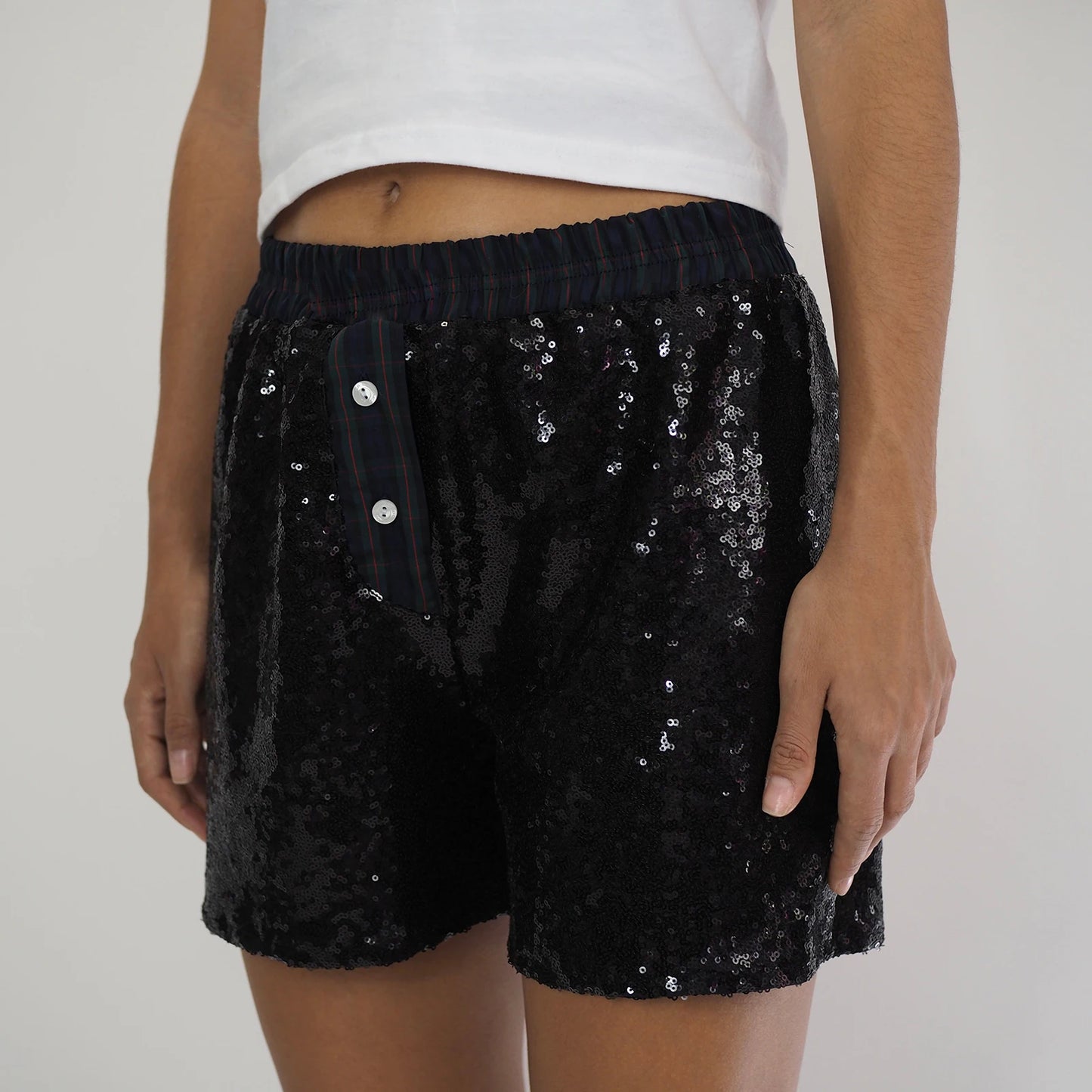 Women Mini Sequin Shorts  Sexy Hot Elastic Waist Shiny Shorts Summer Casual Shorts Streetwear for Carnival Party Clubwear
