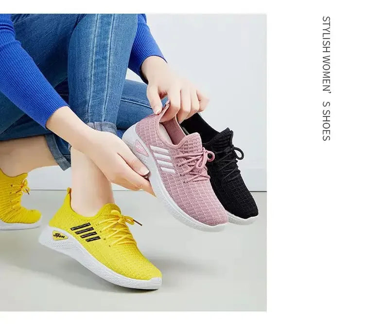Trendy Shoes New Fly-Knit Sneakers Spring and Summer Soft Bottom Casual Mom Shoes Mesh Low-Top Running Student Shoes