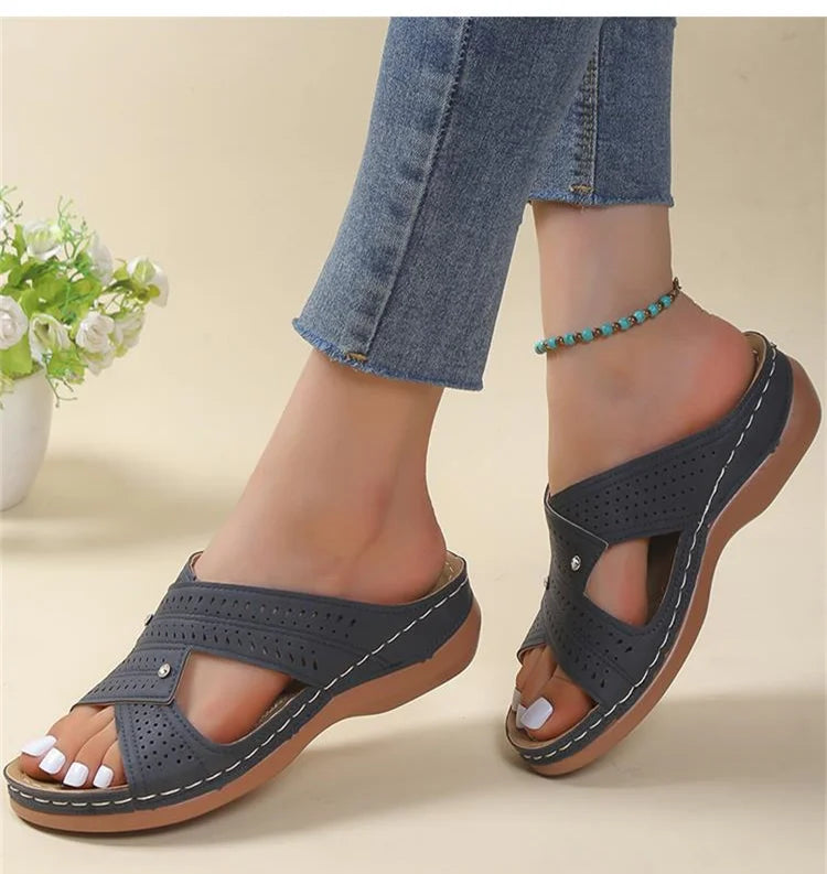 Women Sandals 2023 Soft Bottom Summer Shoes For Women Luxury Sandals Summer Footwear Female Indoor Outdoor Slippers Low Heels