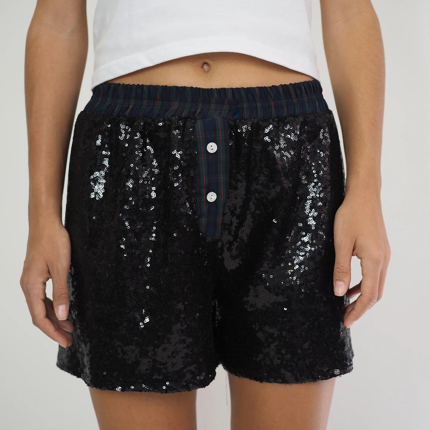 Women Mini Sequin Shorts  Sexy Hot Elastic Waist Shiny Shorts Summer Casual Shorts Streetwear for Carnival Party Clubwear