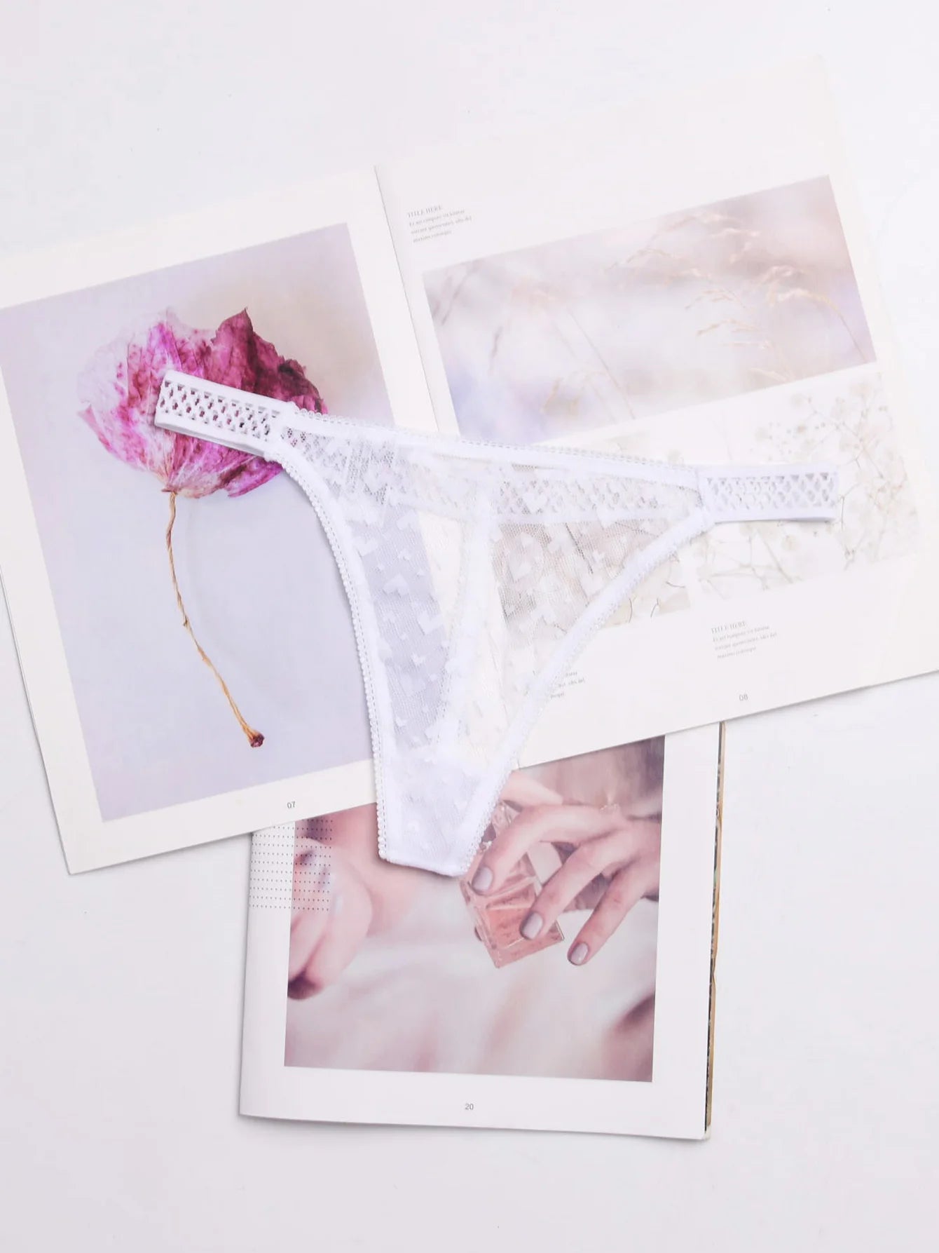 Women's Sexy lingerie Thongs G-string Underwear Panties Briefs Ladies T-back sexy sports fitness seamless high waist seamless