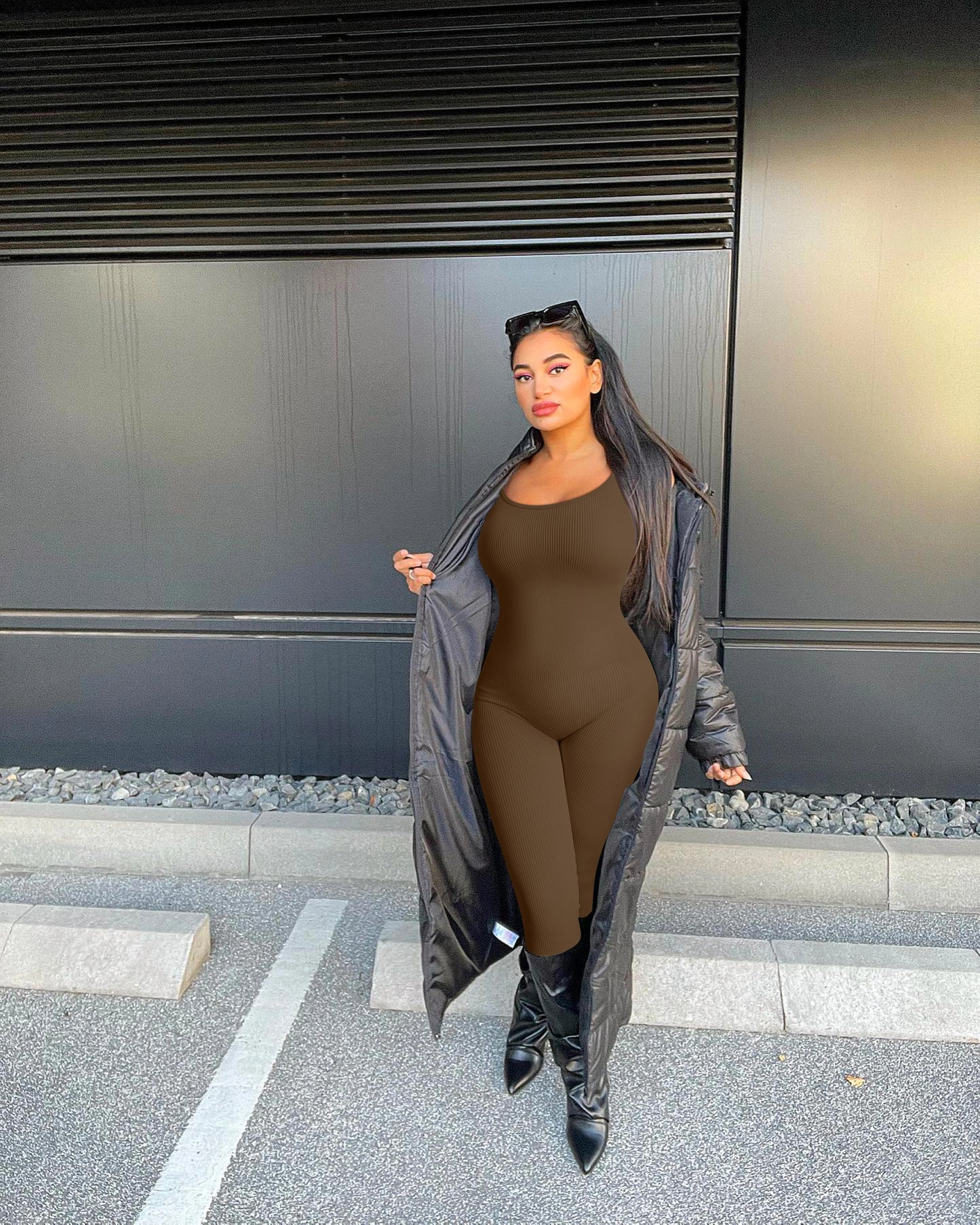 2024 New Fashion Solid Color Slim-fit Sexy Hip Lifting Bodysuit Sports Yoga Seamless Women's Jumpsuit Set